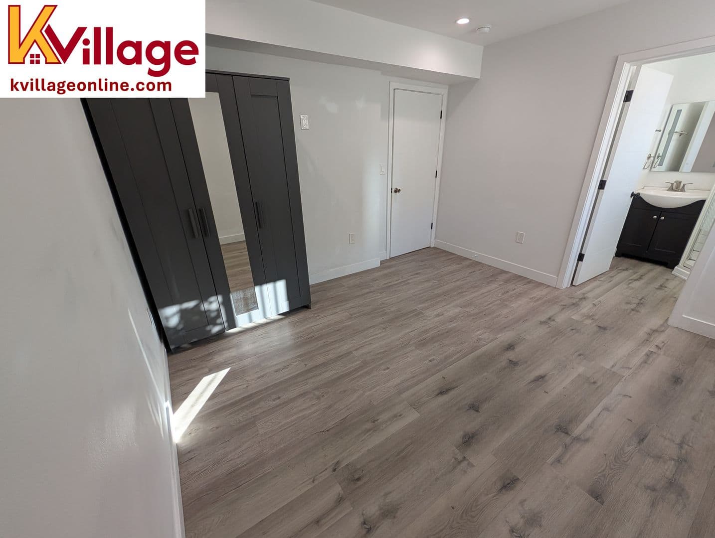 LOS ANGELES Apartment: 1528 1/2 W 36TH PL - 102 (pet-friendly / unfurnished)