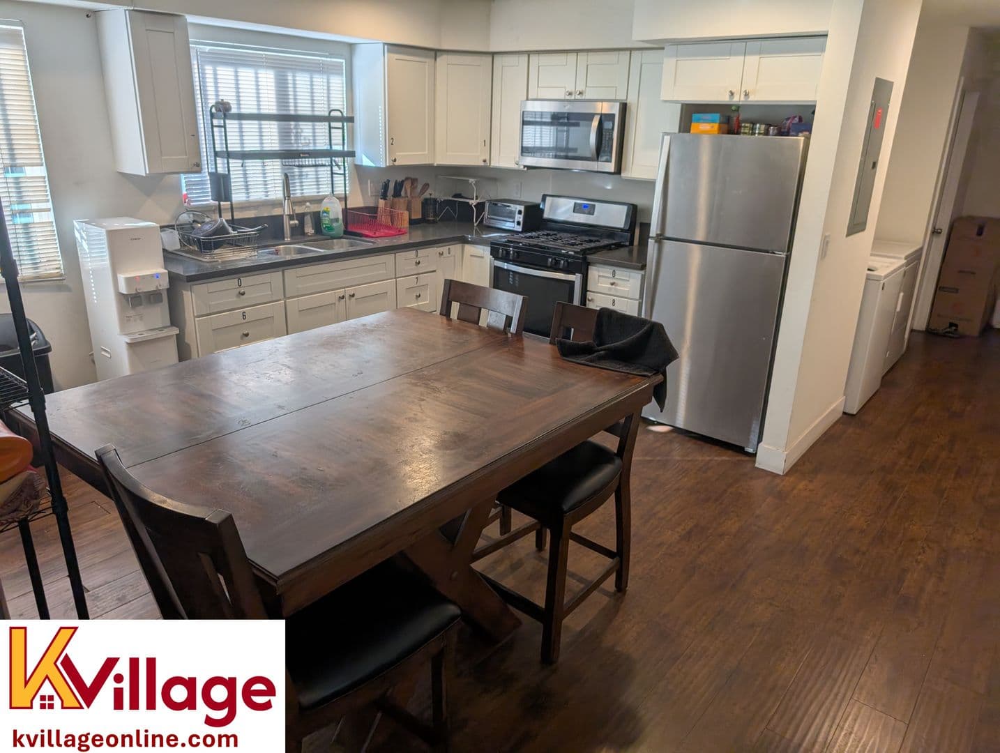 LOS ANGELES Apartment: 1442 W 35TH ST