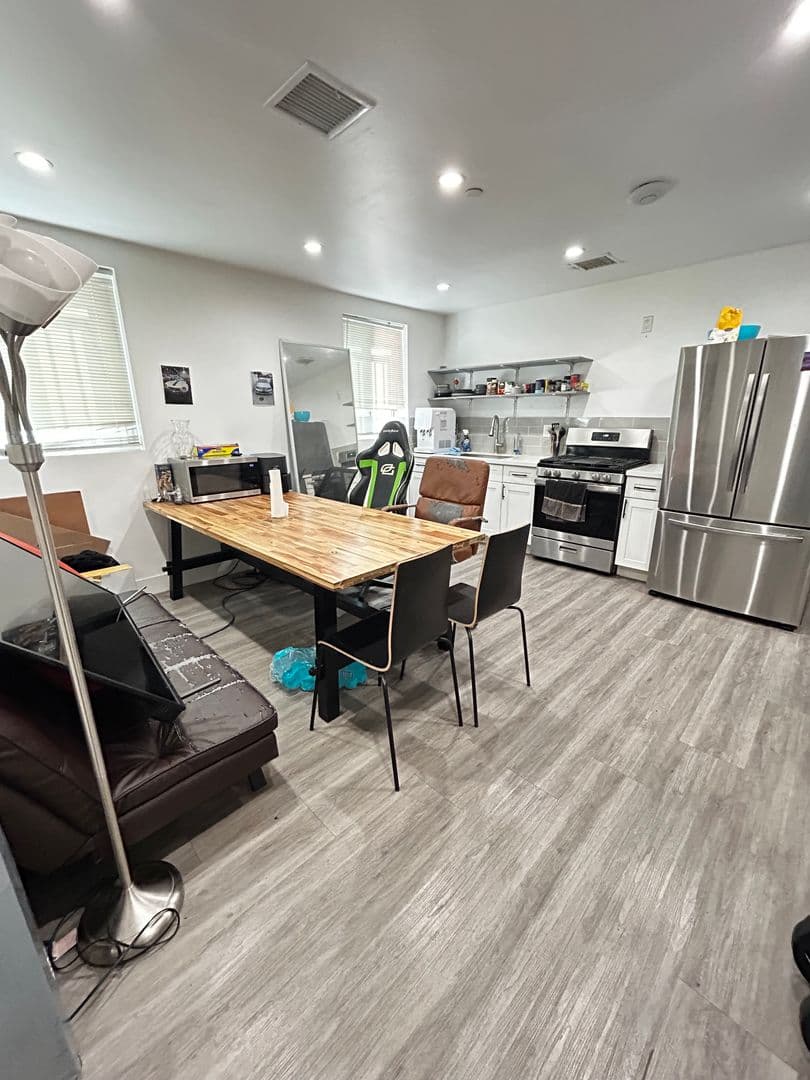 LOS ANGELES Apartment: 3711  HALLDALE AVE