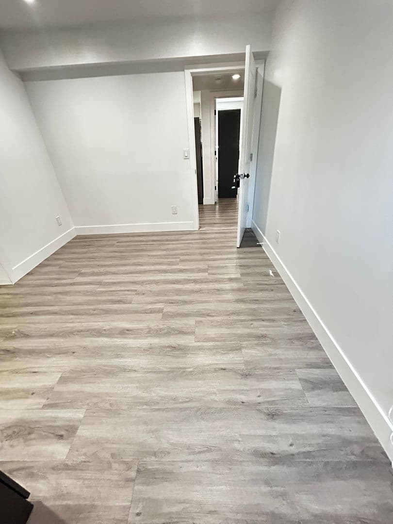 LOS ANGELES Apartment: 3711  HALLDALE AVE