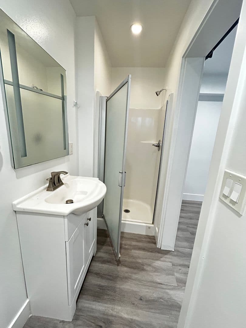 LOS ANGELES Apartment: 3711  HALLDALE AVE