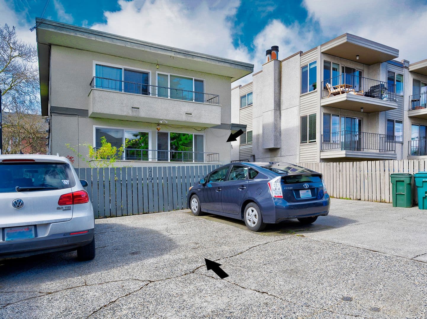 Seattle Apartment: 3930 Linden Ave. N #202