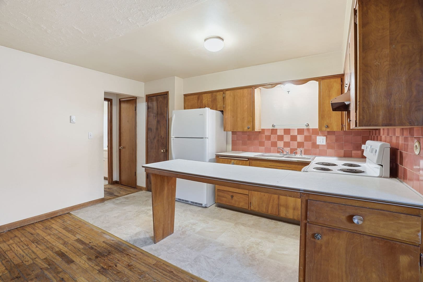 Spokane Apartment: 1611 W 8th Ave