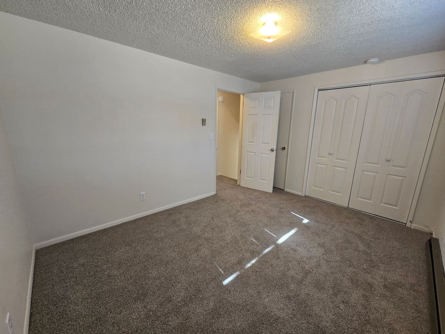 Spokane Apartment: 10005-10007 E 8th Ave