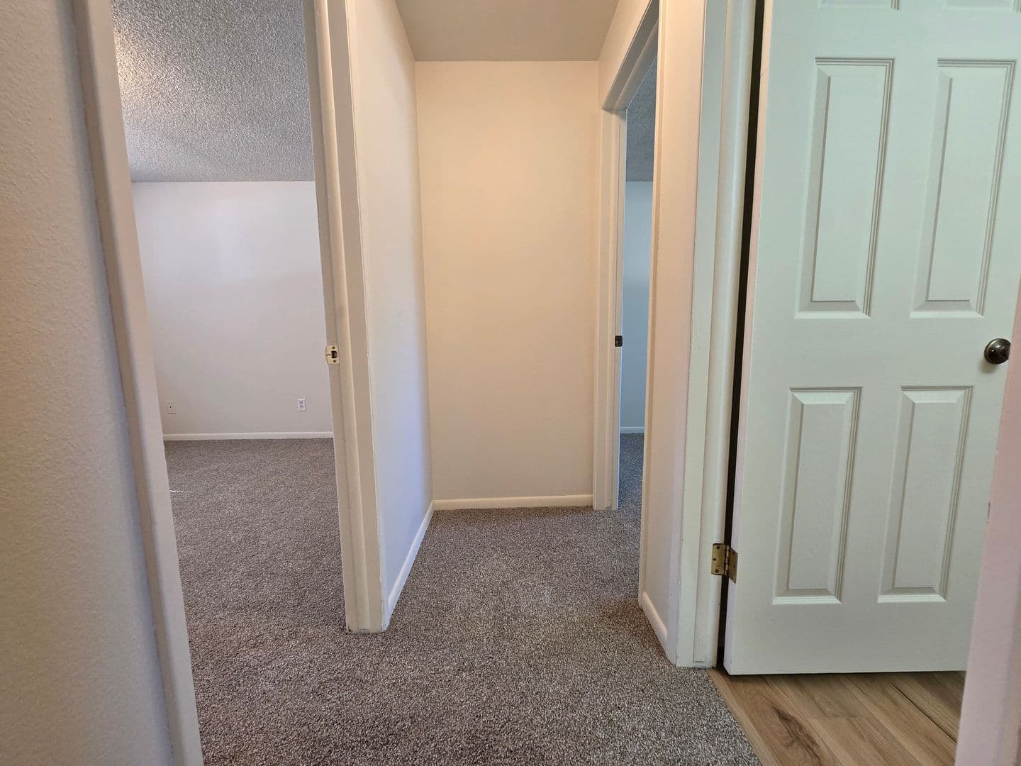 Spokane Apartment: 10005-10007 E 8th Ave