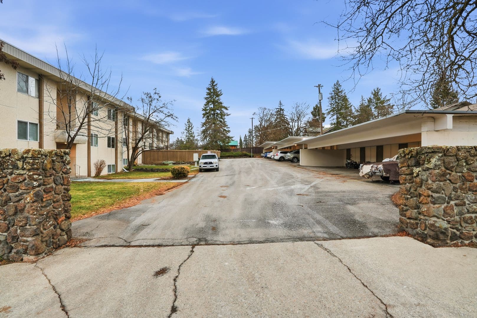 Spokane Apartment: 3102 E 27th Ave