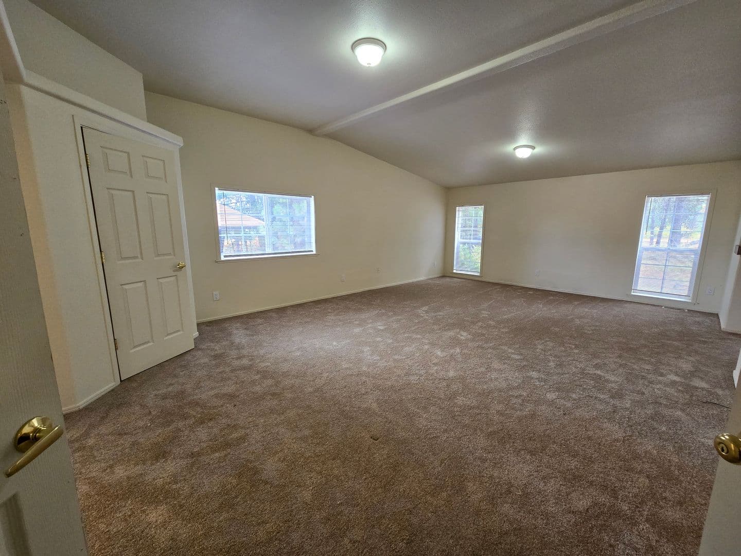 Coeur d'ALene Apartment: 4161 W. Foothills Dr. Units A-C