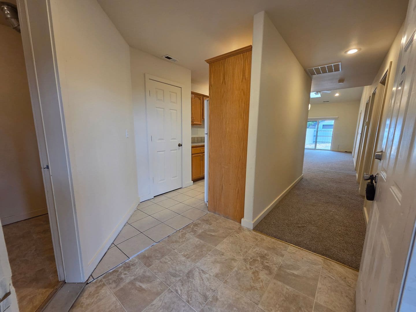 Spokane Apartment: 5912 N. Addison St.