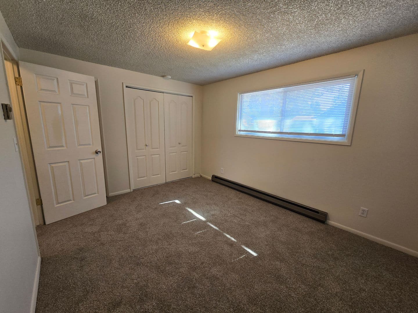 Spokane Apartment: 10005-10007 E 8th Ave
