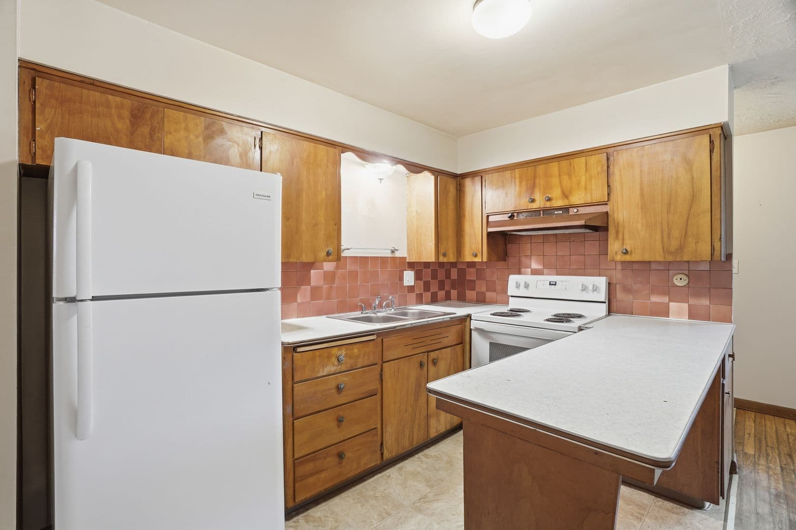 Spokane Apartment: 1611 W 8th Ave