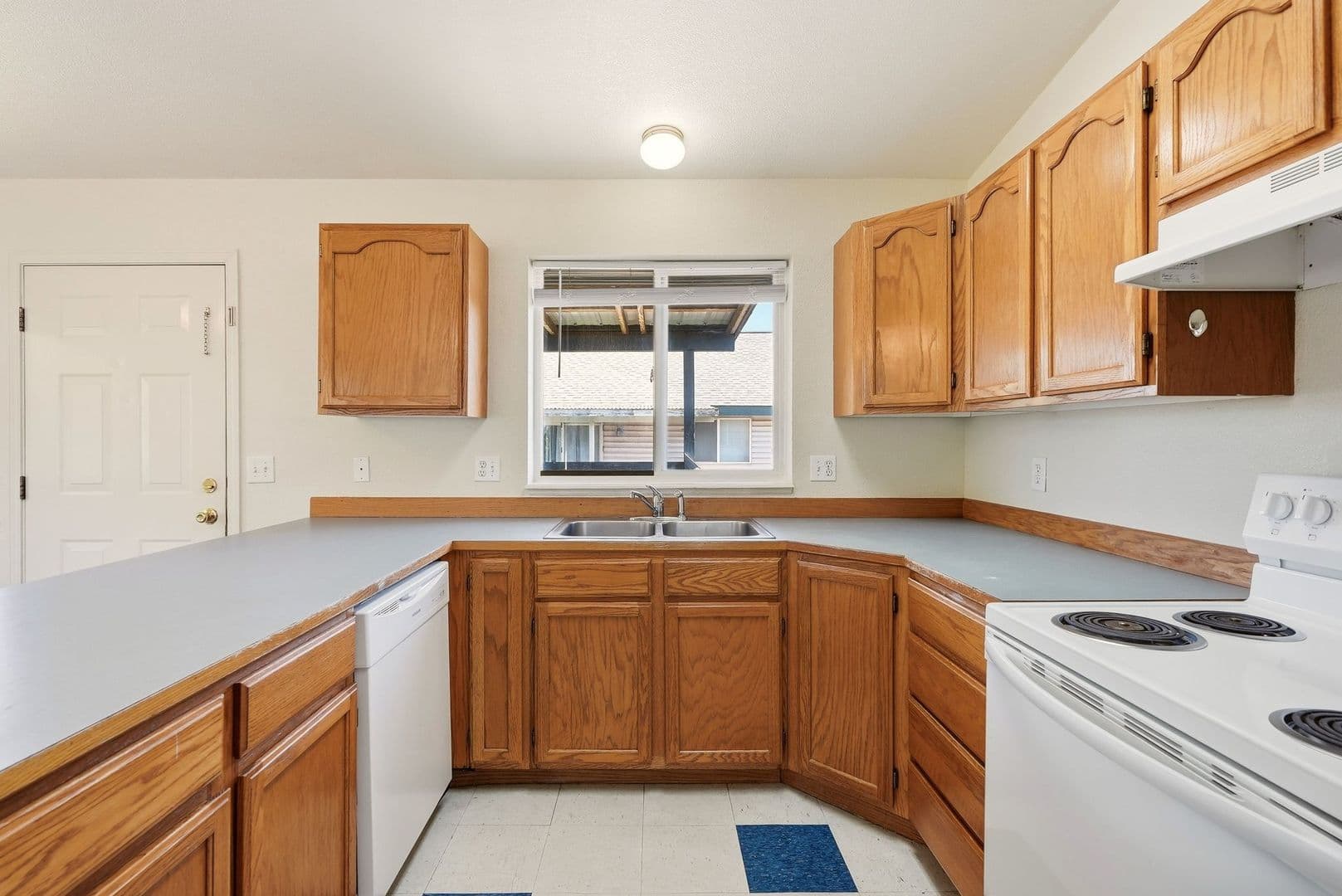 Post Falls Apartment: 3442 W Lilac Ct Units A-D