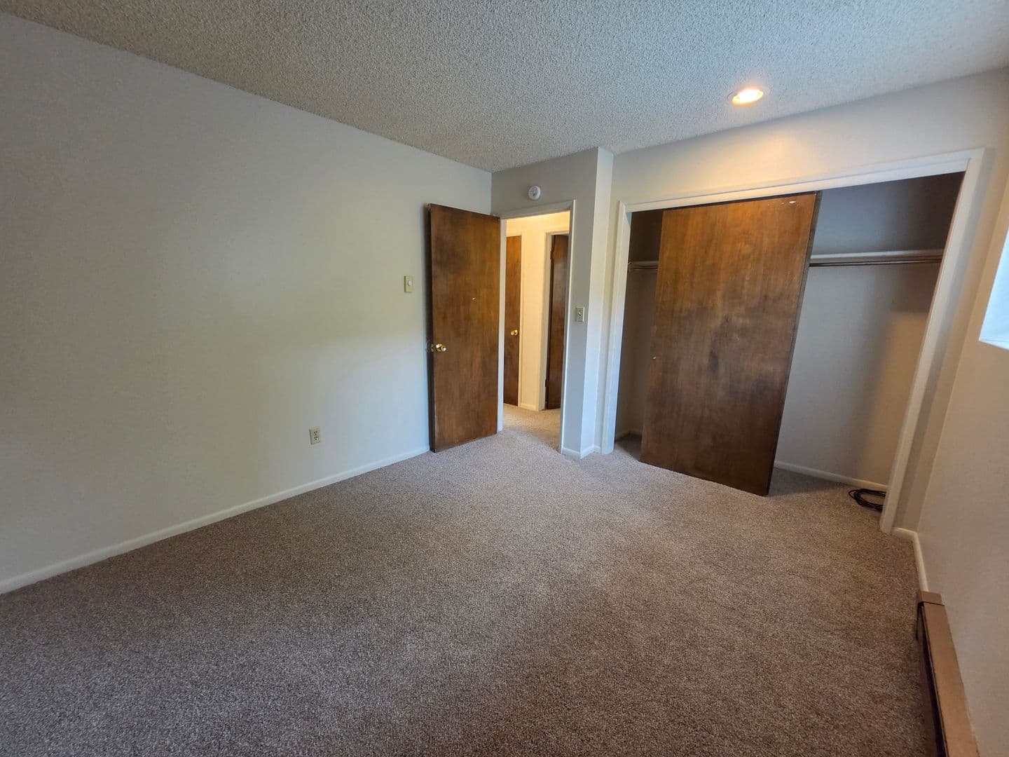 Spokane Apartment: 3102 E 27th Ave