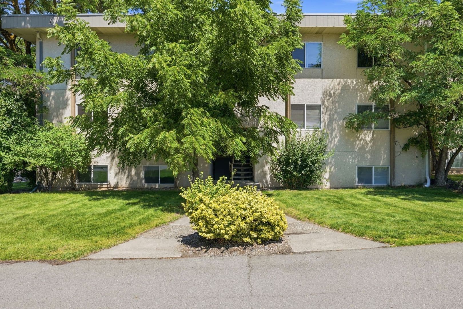 Spokane Apartment: 3102 E 27th Ave