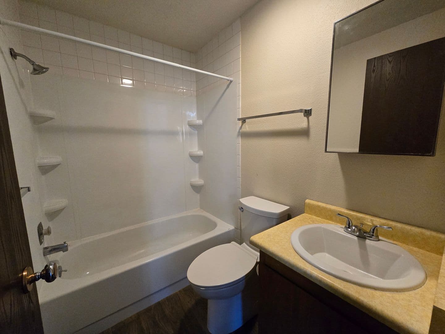 Spokane Apartment: 411 E Sinto Ave
