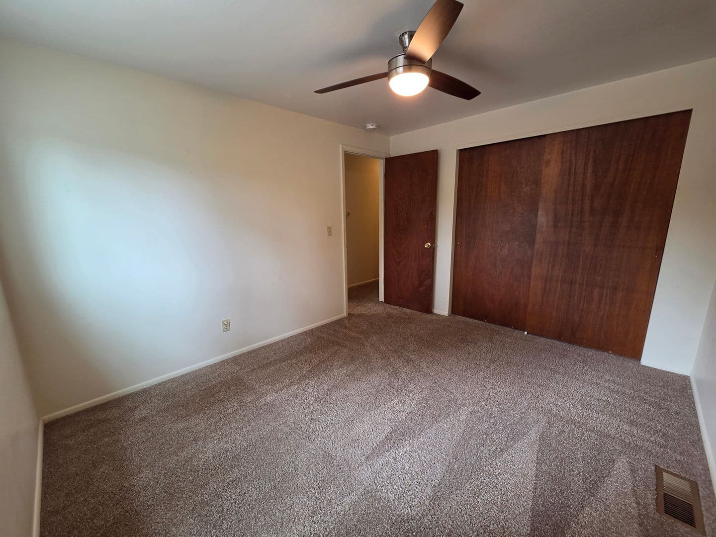 Coeur d'Alene Apartment: 2805-07 N Honeysuckle Dr