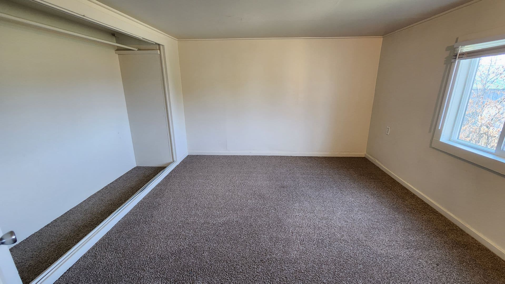 Spokane Valley Apartment: 18220 E Sprague Ave