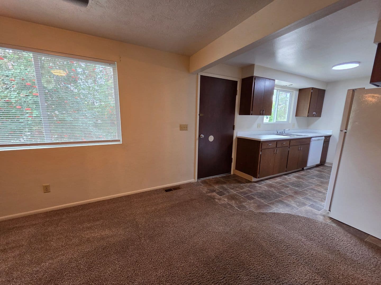 Coeur d'Alene Apartment: 2805-07 N Honeysuckle Dr