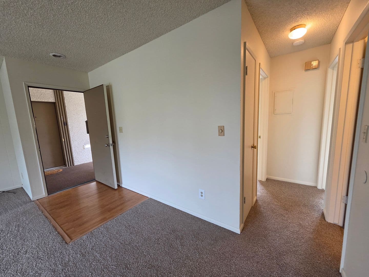 Spokane Apartment: 3102 E 27th Ave