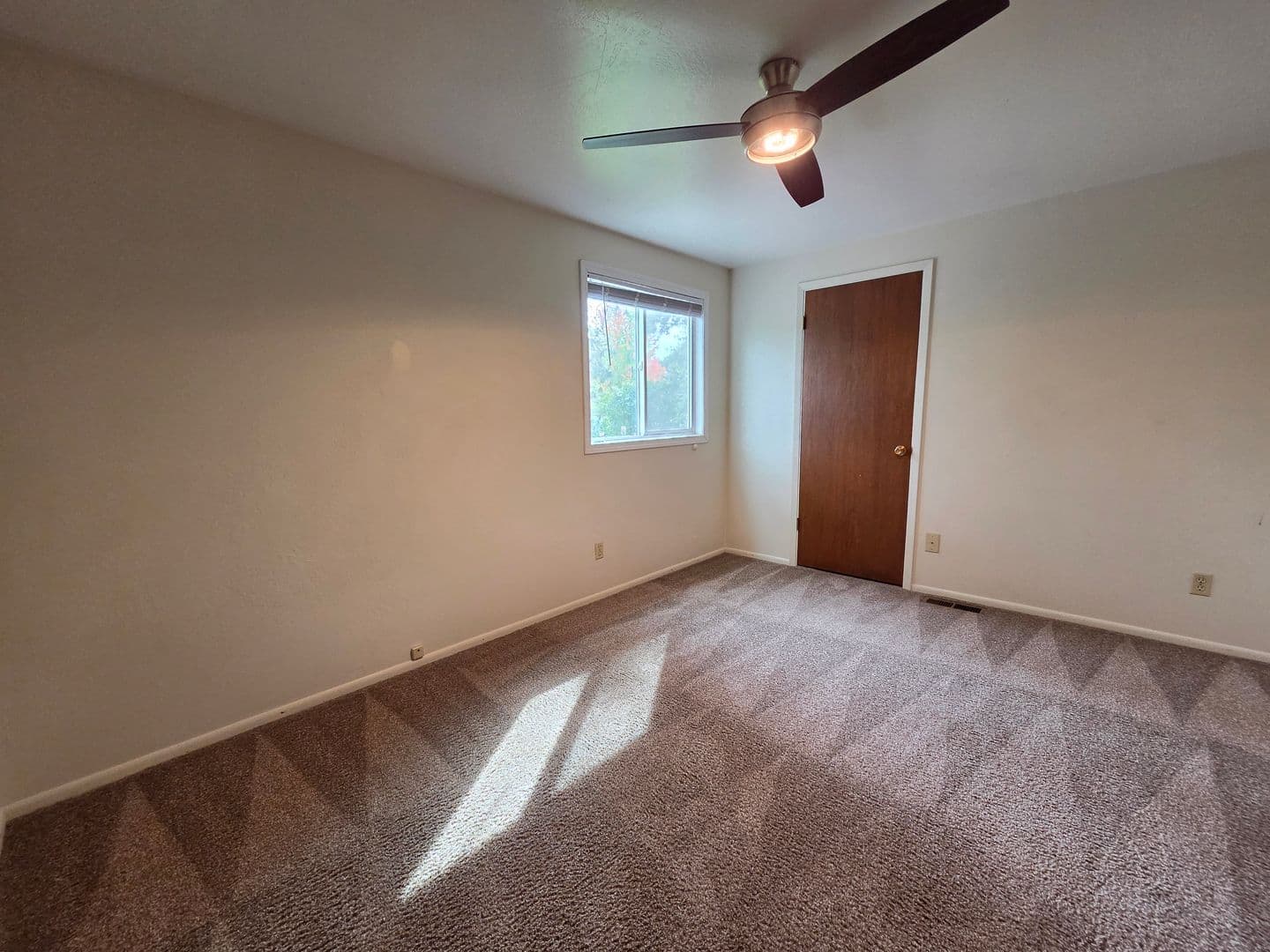 Coeur d'Alene Apartment: 2805-07 N Honeysuckle Dr