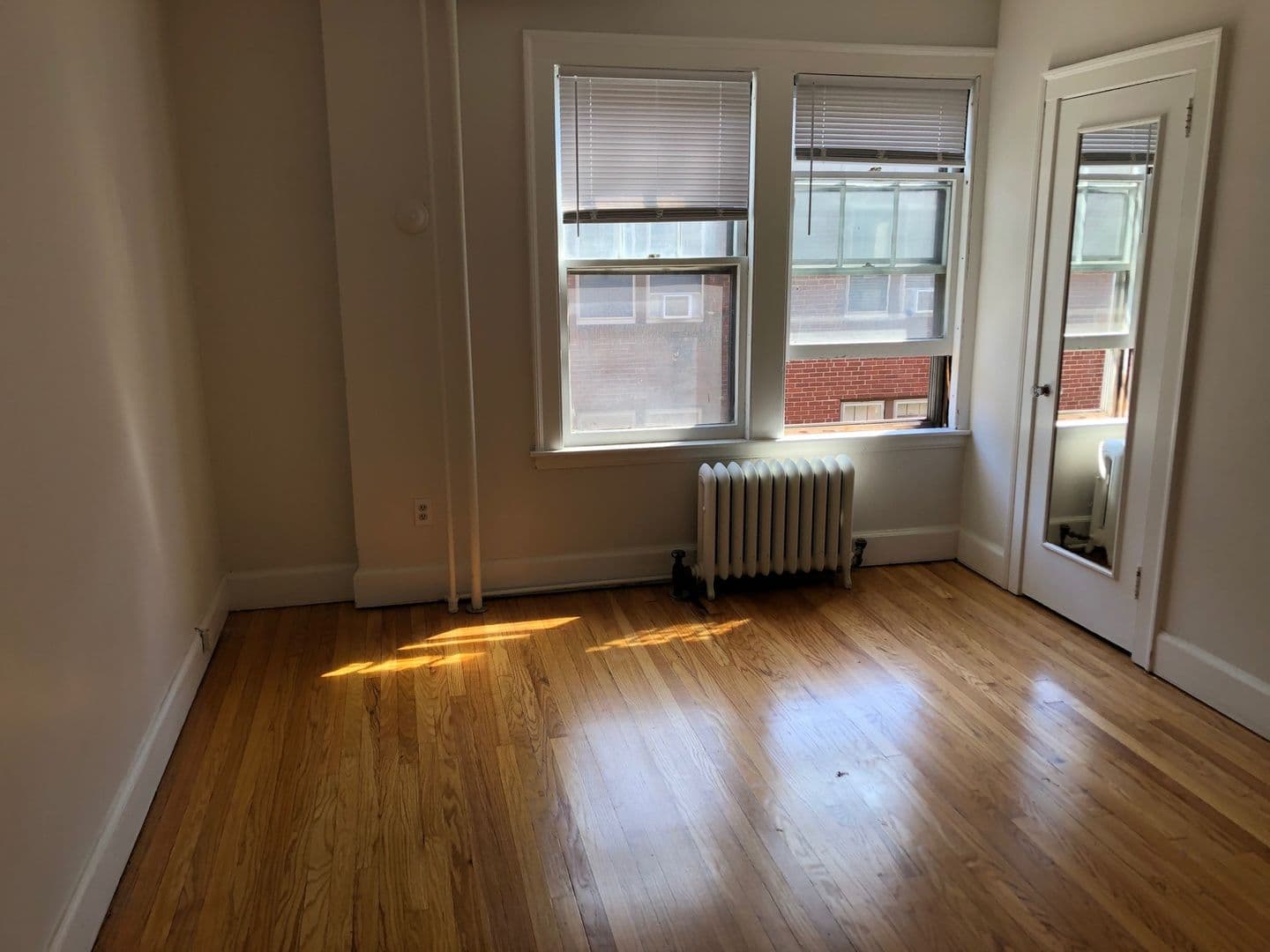 West Hartford Apartment: Farmington Avenue