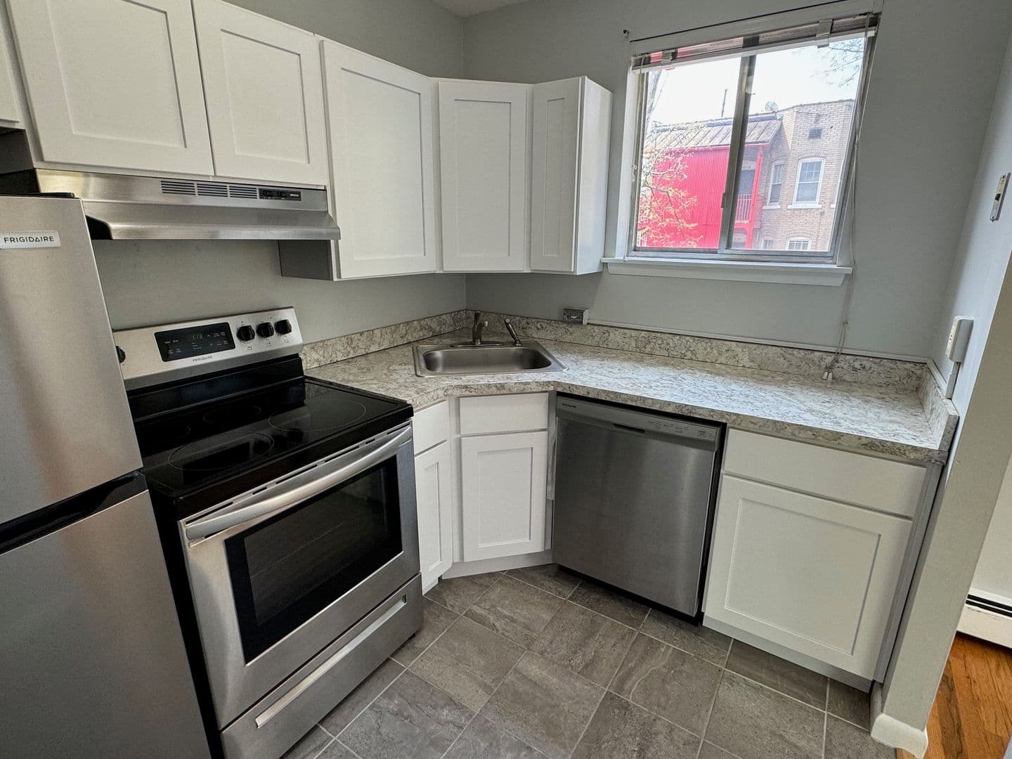 West Hartford Apartment: 698 Farmington Avenue