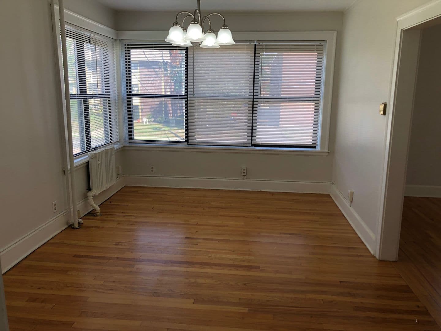 West Hartford Apartment: Farmington Avenue