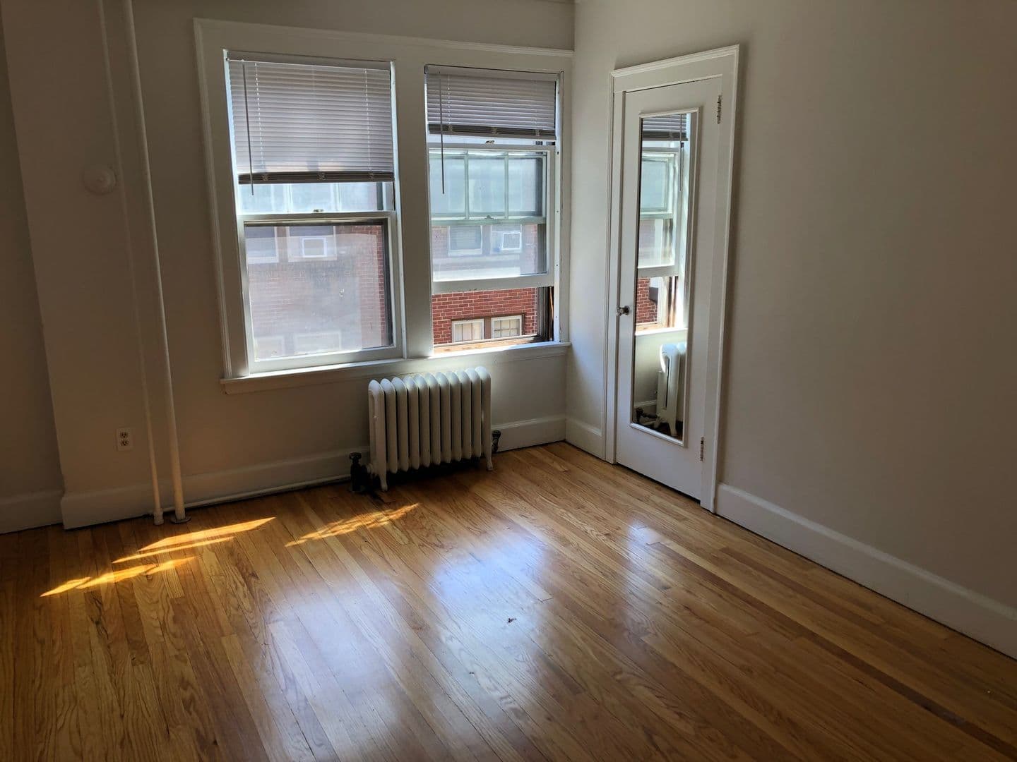 West Hartford Apartment: Farmington Avenue