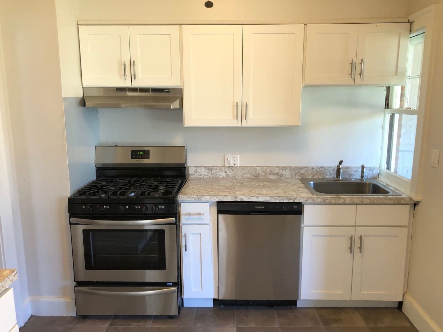 West Hartford Apartment: Farmington Avenue