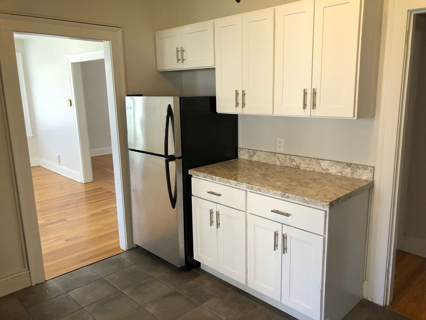 West Hartford Apartment: Farmington Avenue