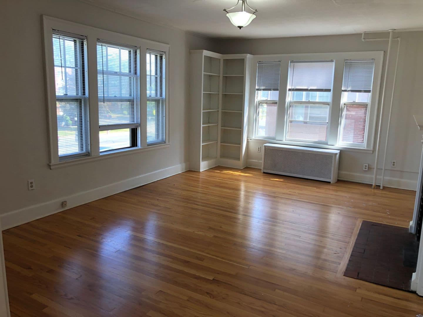 West Hartford Apartment: Farmington Avenue