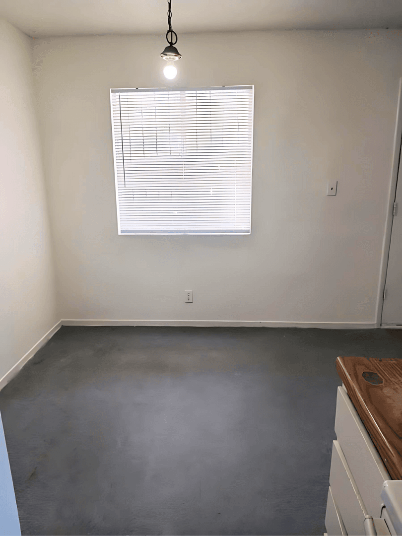 Las Vegas Apartment: 1400 & 1404 E Mesquite Ave.
