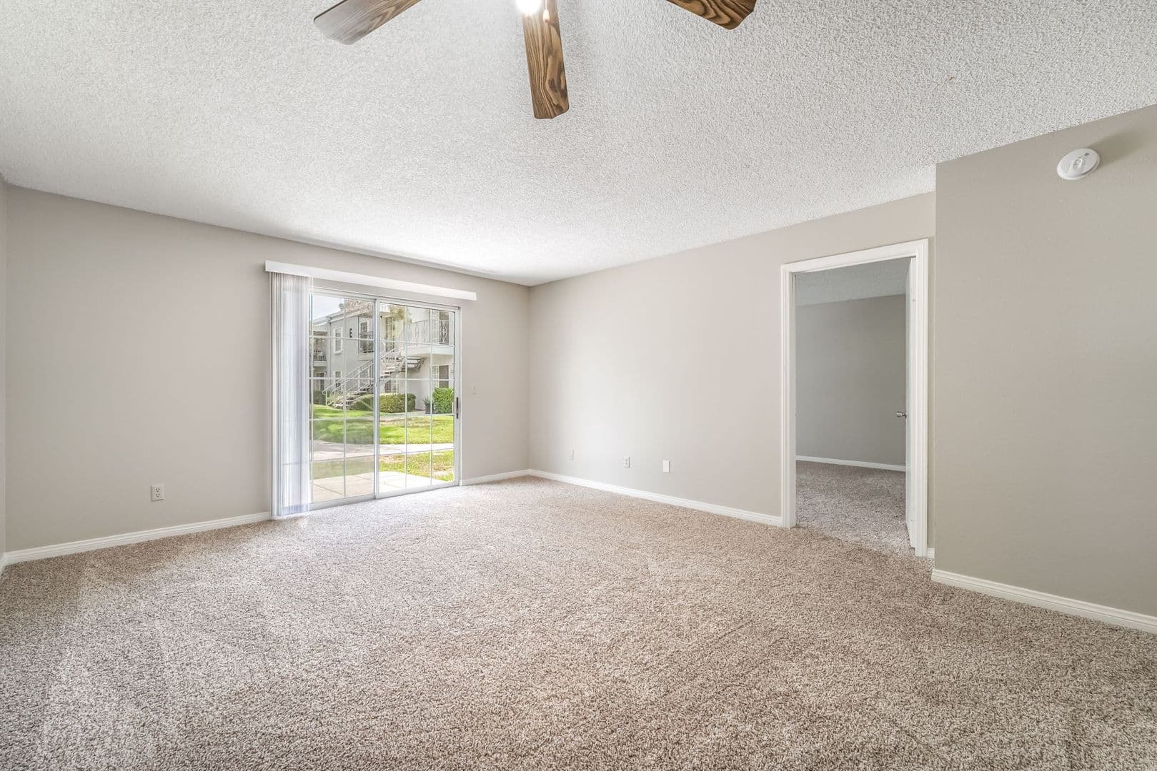 Las Vegas Apartment: 3823 S Maryland Parkway