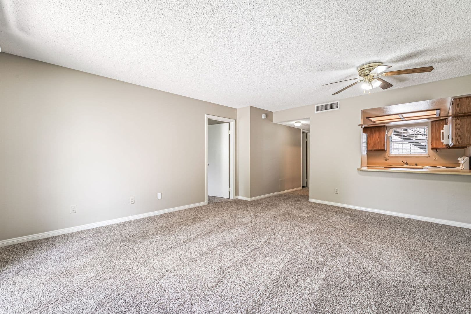 Las Vegas Apartment: 3823 S Maryland Parkway