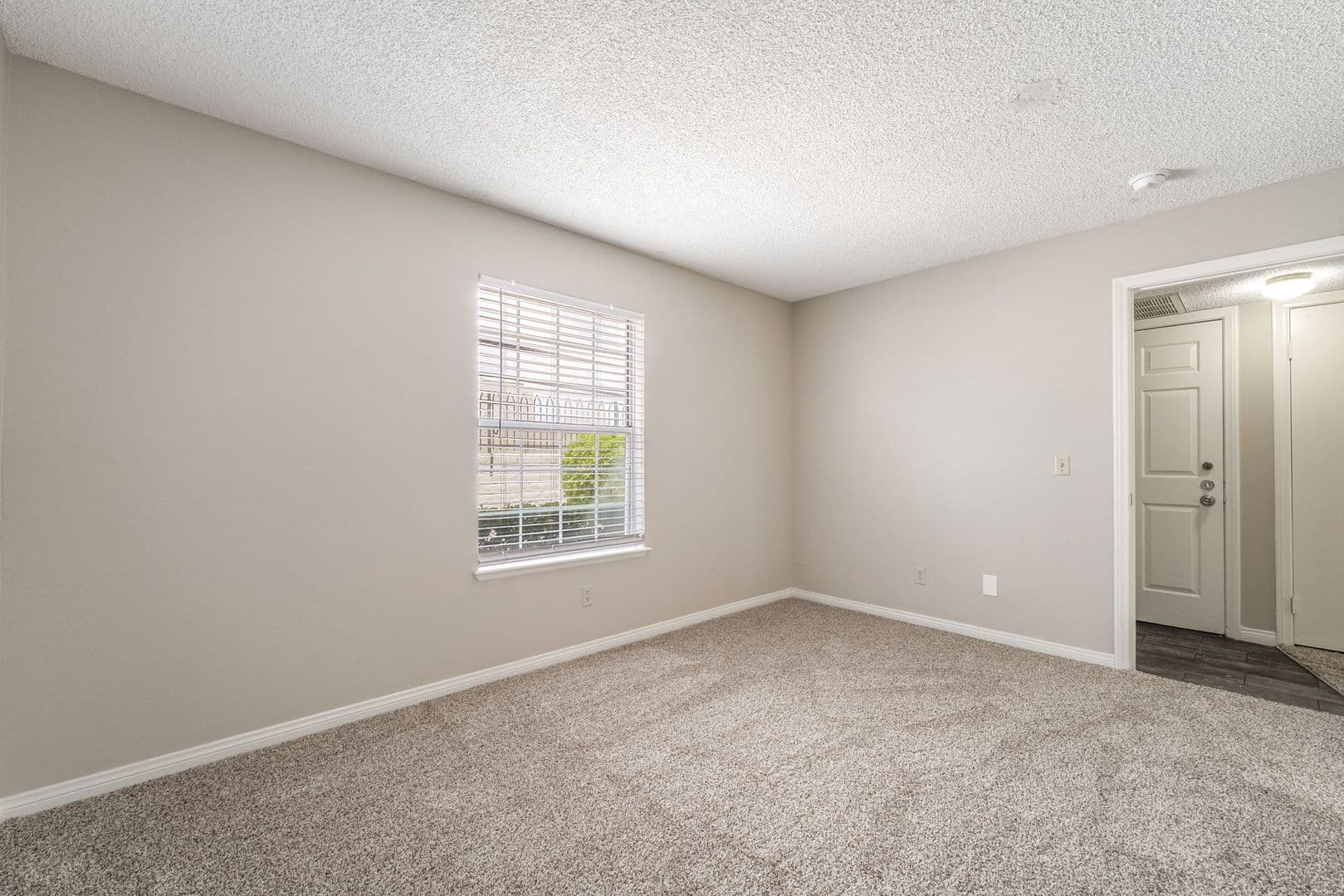 Las Vegas Apartment: 3823 S Maryland Parkway