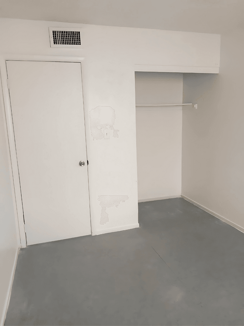 Las Vegas Apartment: 1400 & 1404 E Mesquite Ave.