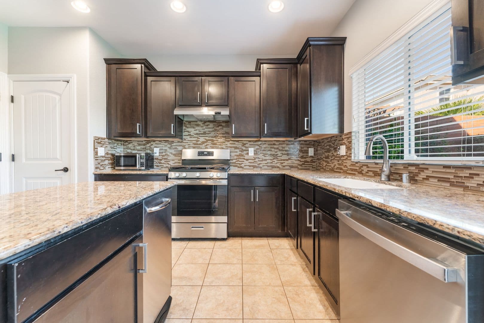 Las Vegas House: 10232 Gibson Isle Drive