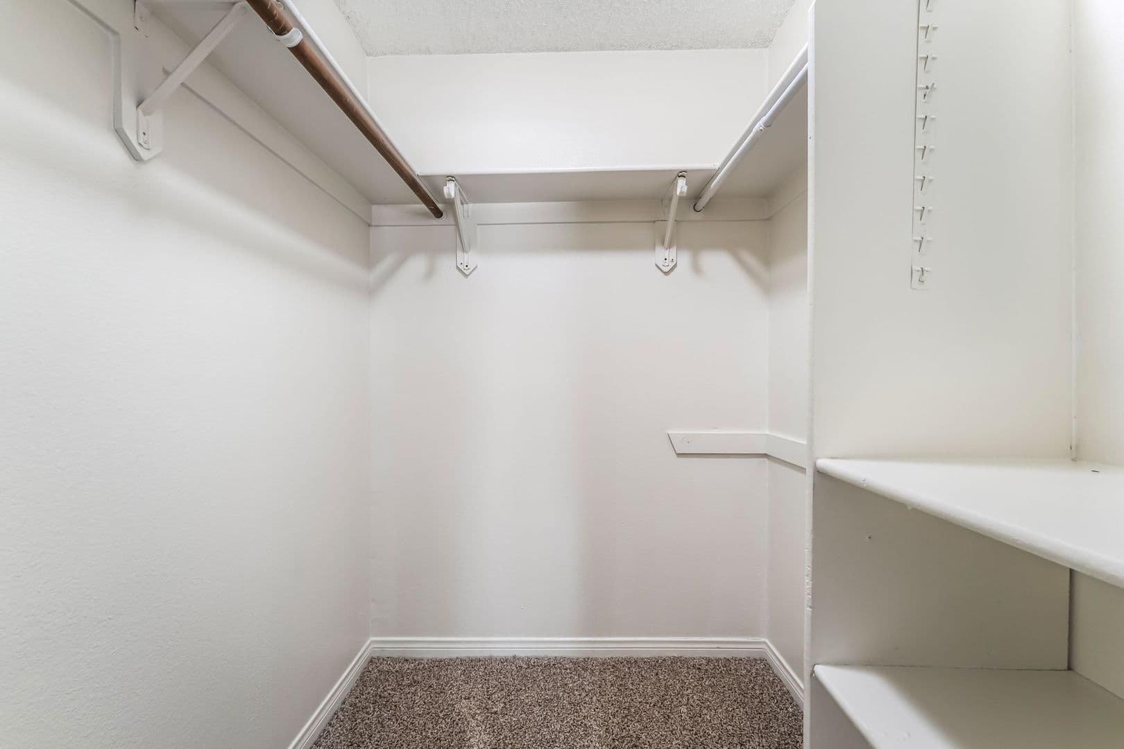 Las Vegas Apartment: 3823 S Maryland Parkway
