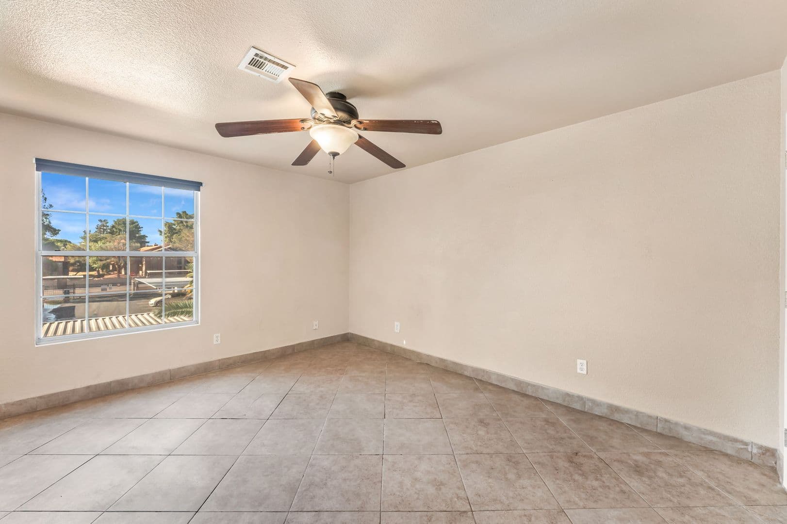Las Vegas House: 2606 Durango Dr #223