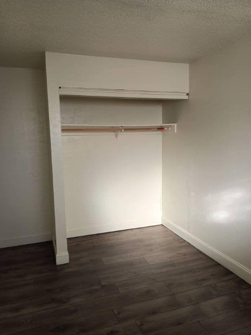 Las Vegas Apartment: 2409 Sunrise Avenue