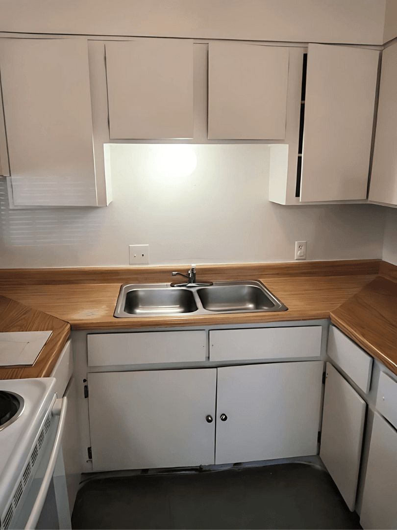 Las Vegas Apartment: 1400 & 1404 E Mesquite Ave.