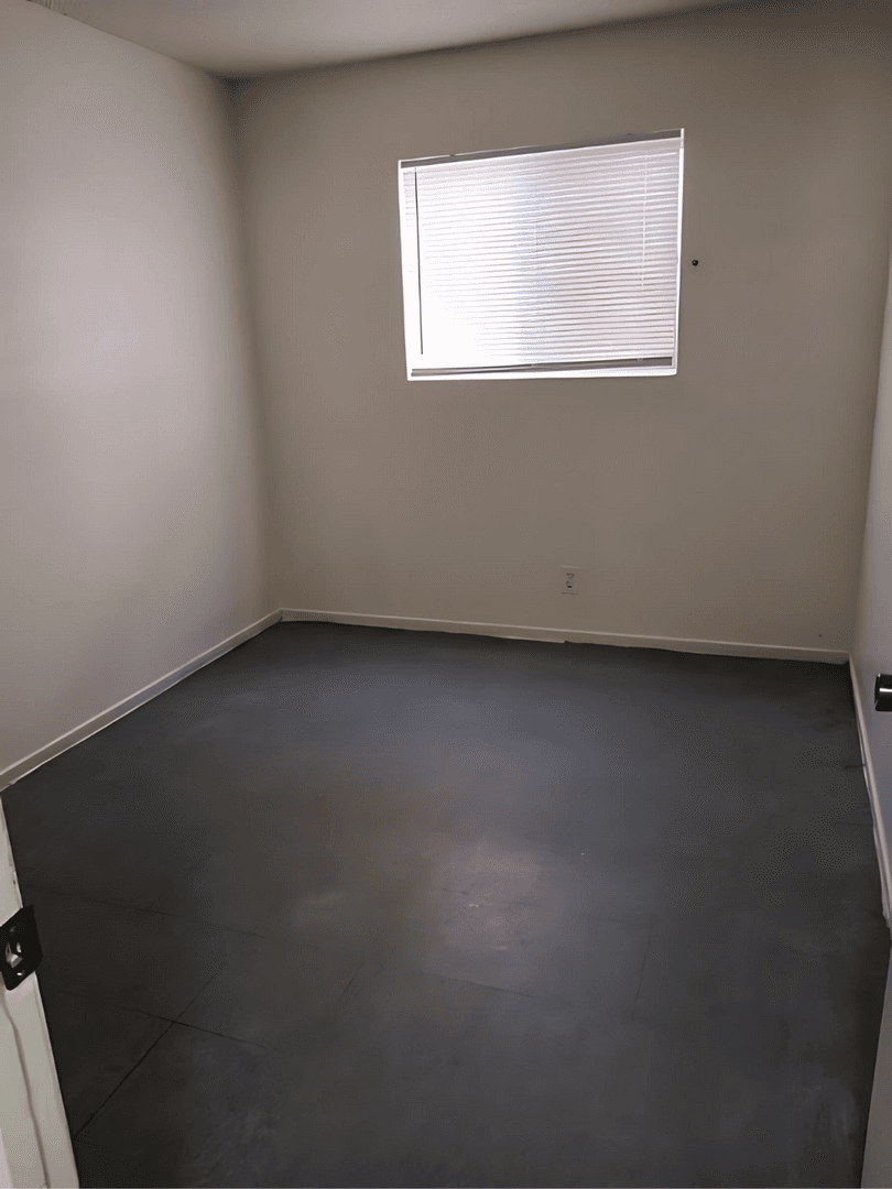 Las Vegas Apartment: 1400 & 1404 E Mesquite Ave.