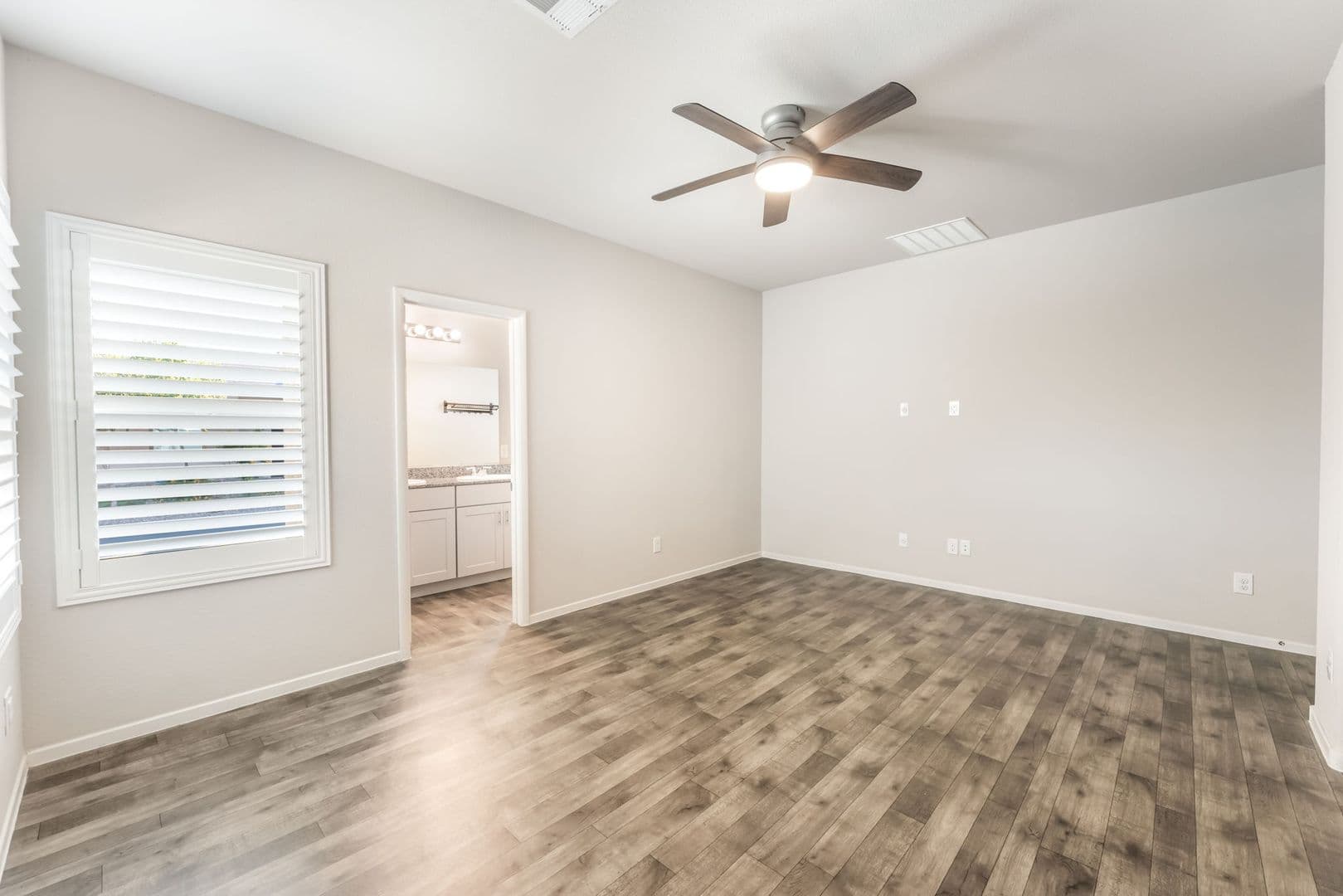 North Las Vegas House: 7533 Cooks Meadow St