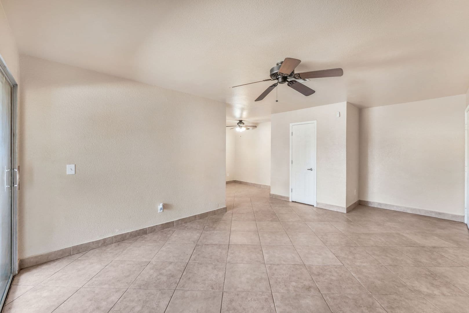 Las Vegas House: 2606 Durango Dr #223