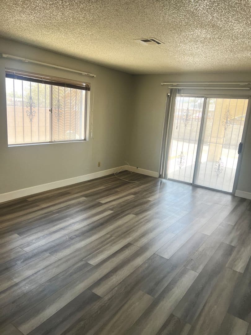 North Las Vegas Apartment: 1309 E Cartier Ave.