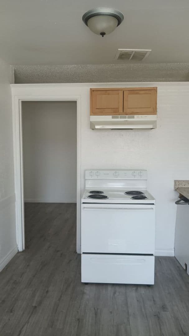 Las Vegas Apartment: 2409 Sunrise Avenue