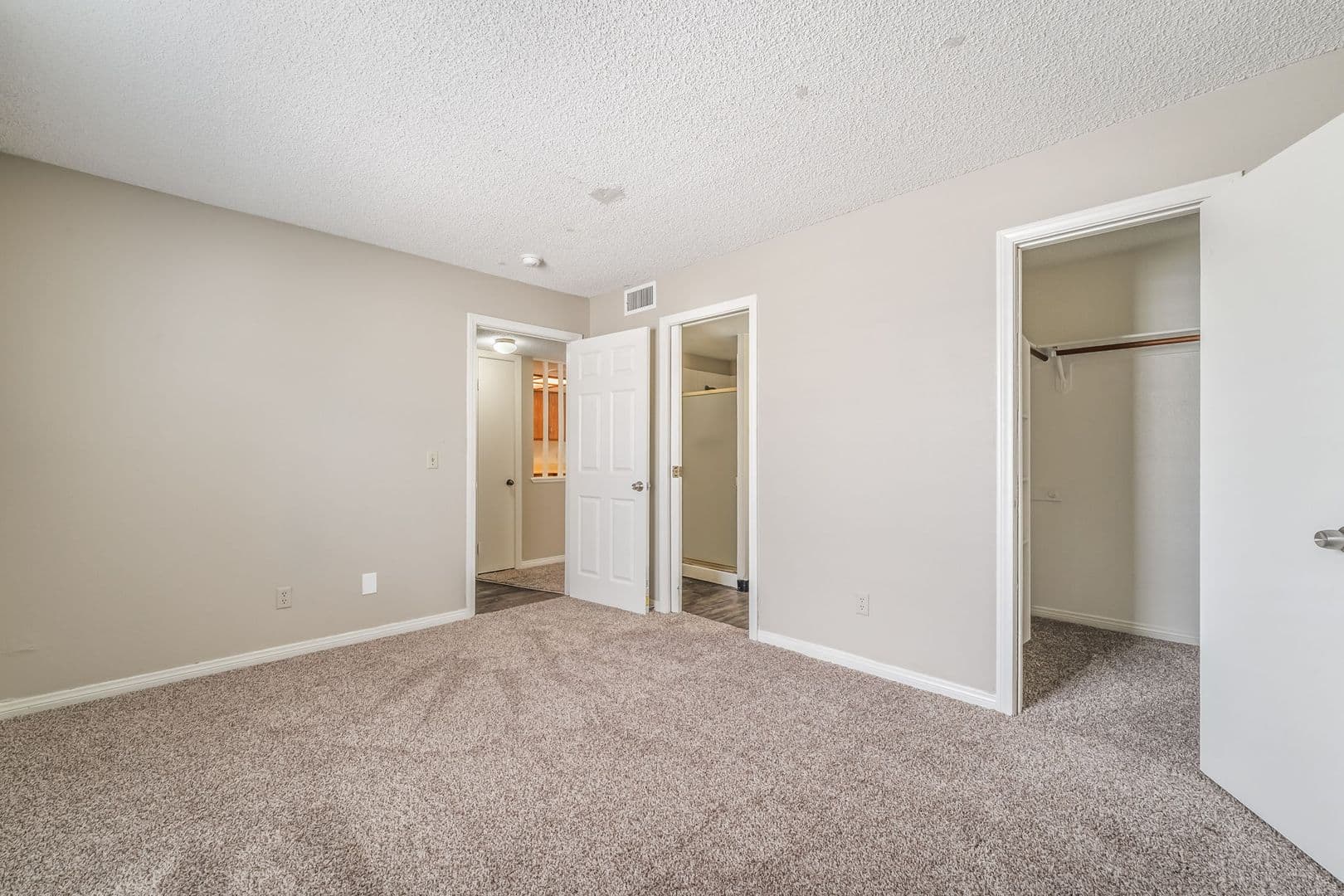 Las Vegas Apartment: 3823 S Maryland Parkway