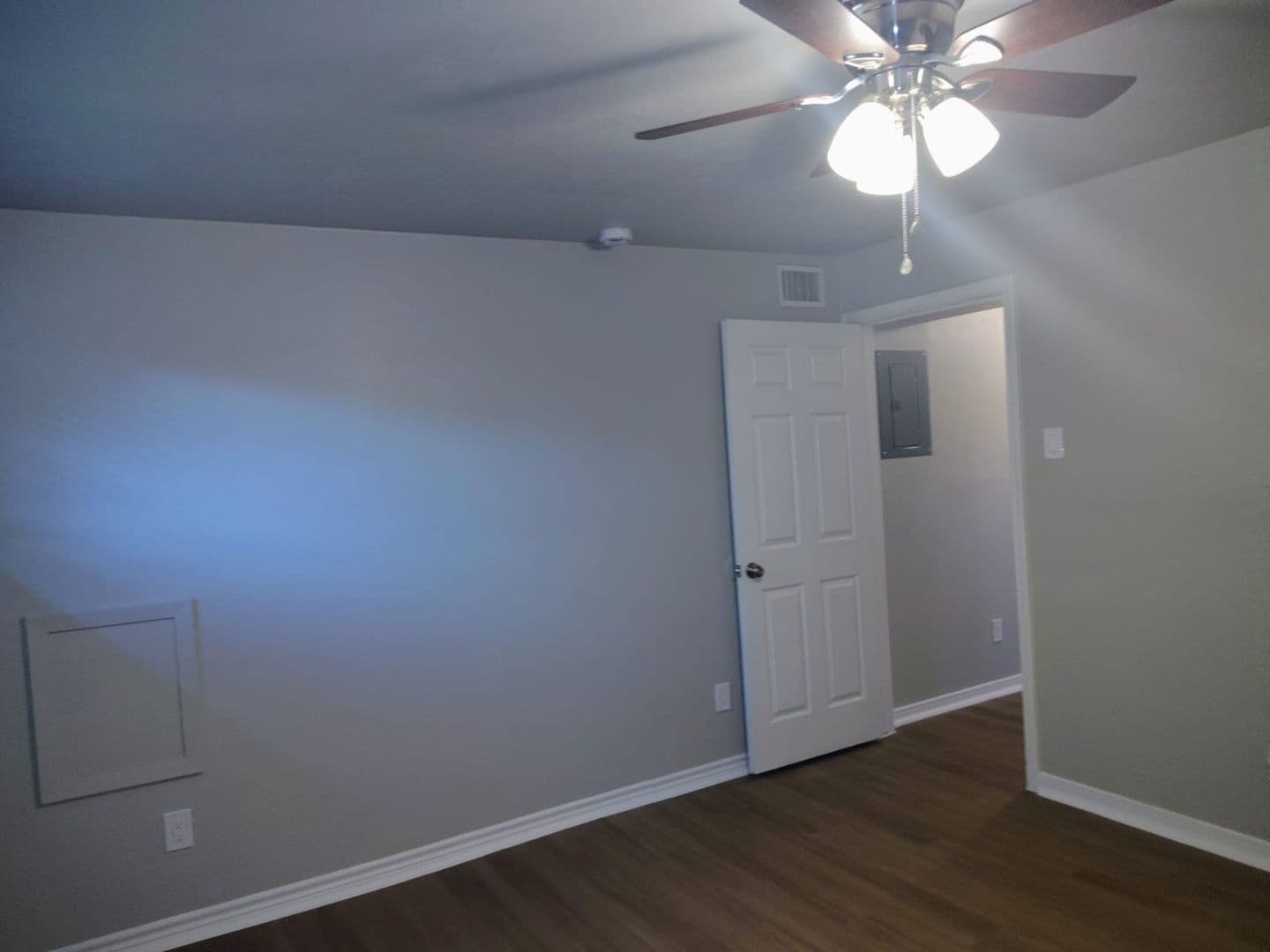 Beaumont Apartment: 1525 Amelia St