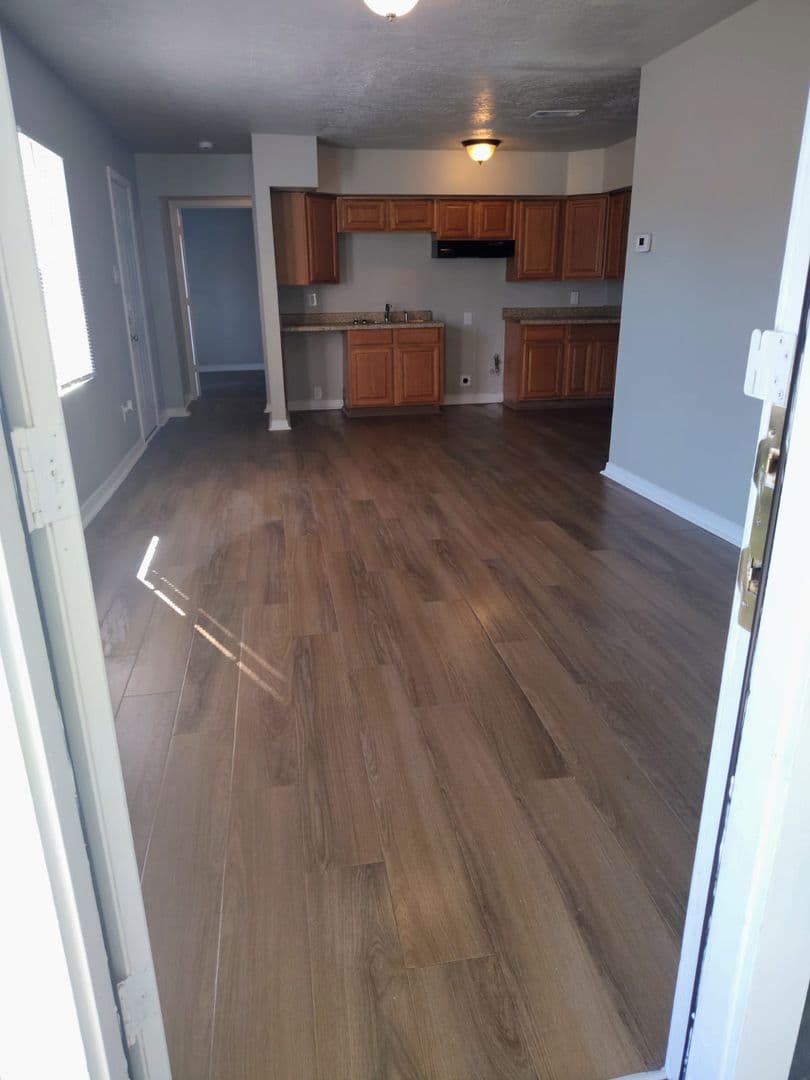 Beaumont Apartment: 1525 Amelia St