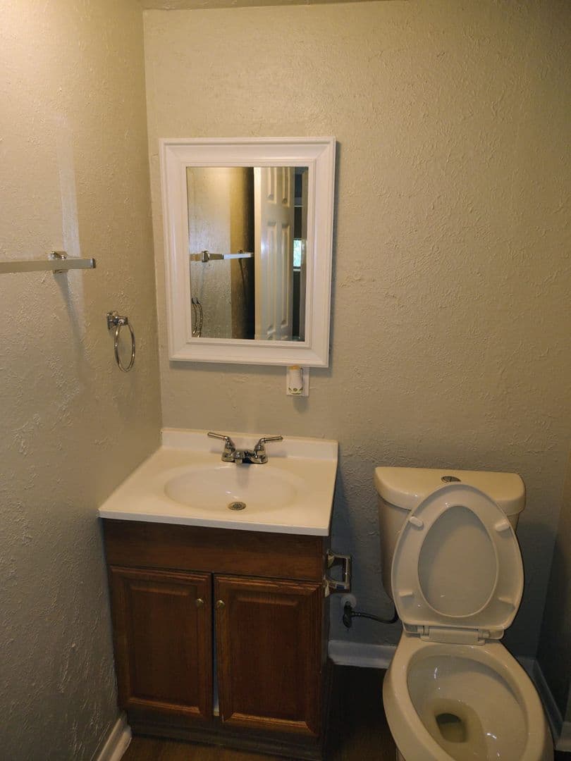 Beaumont Apartment: 1525 Amelia St