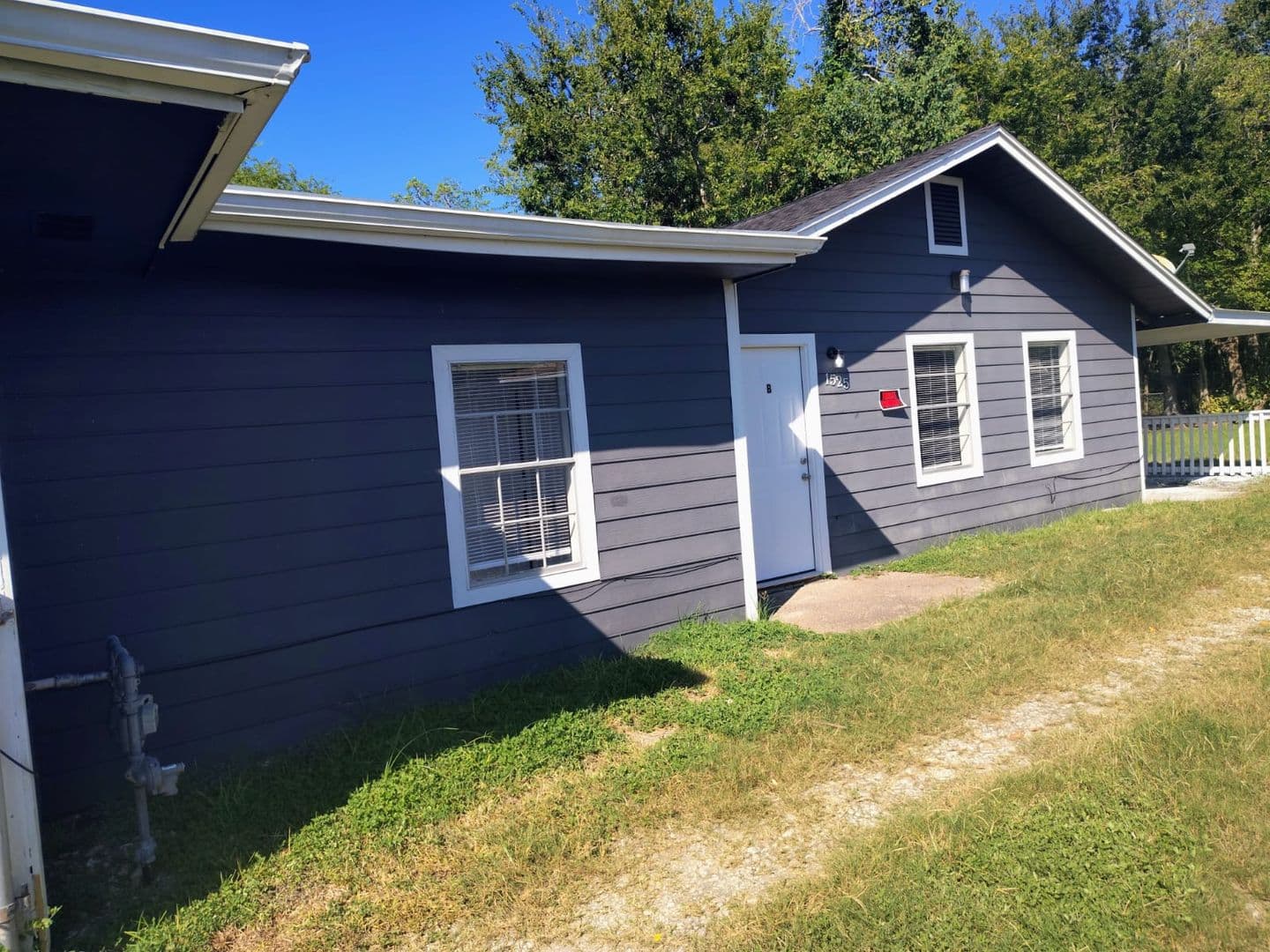 Beaumont Apartment: 1525 Amelia St